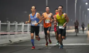 Chuẩn bị gì trong lần đầu dự giải chạy đêm Hà Nội?